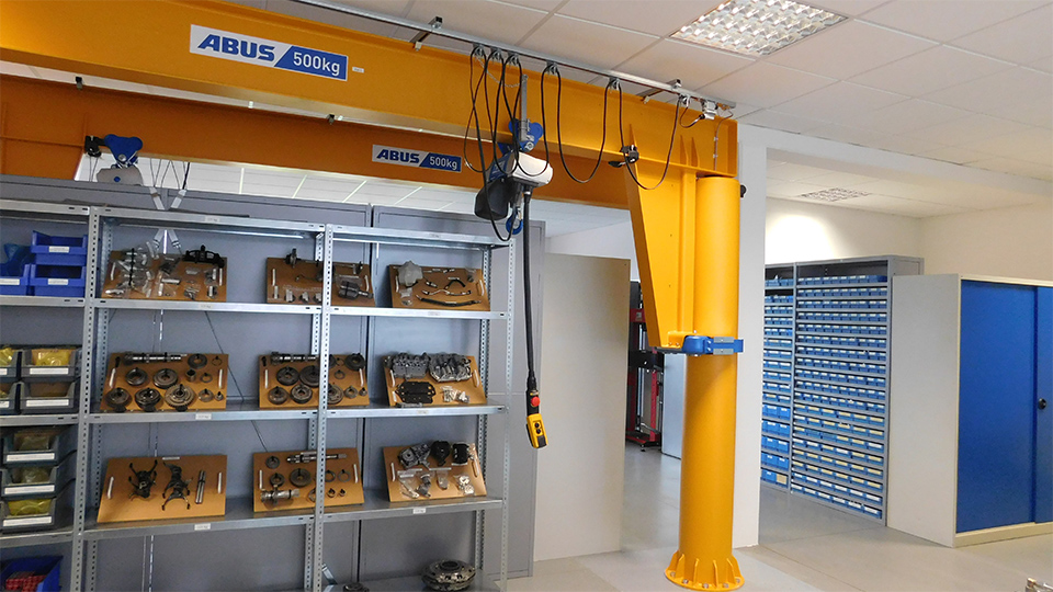 atesteo-blog-prototype-workshop-slewing-crane-960×540